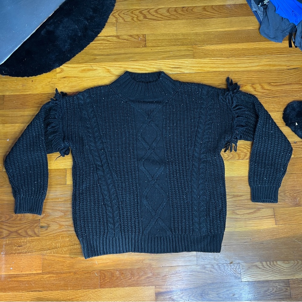 Time and Tru Black Knit Fringed Sweater Size Medium (8-10)